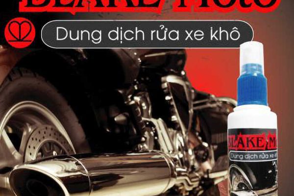 Chai xịt rửa xe khô BLAKE